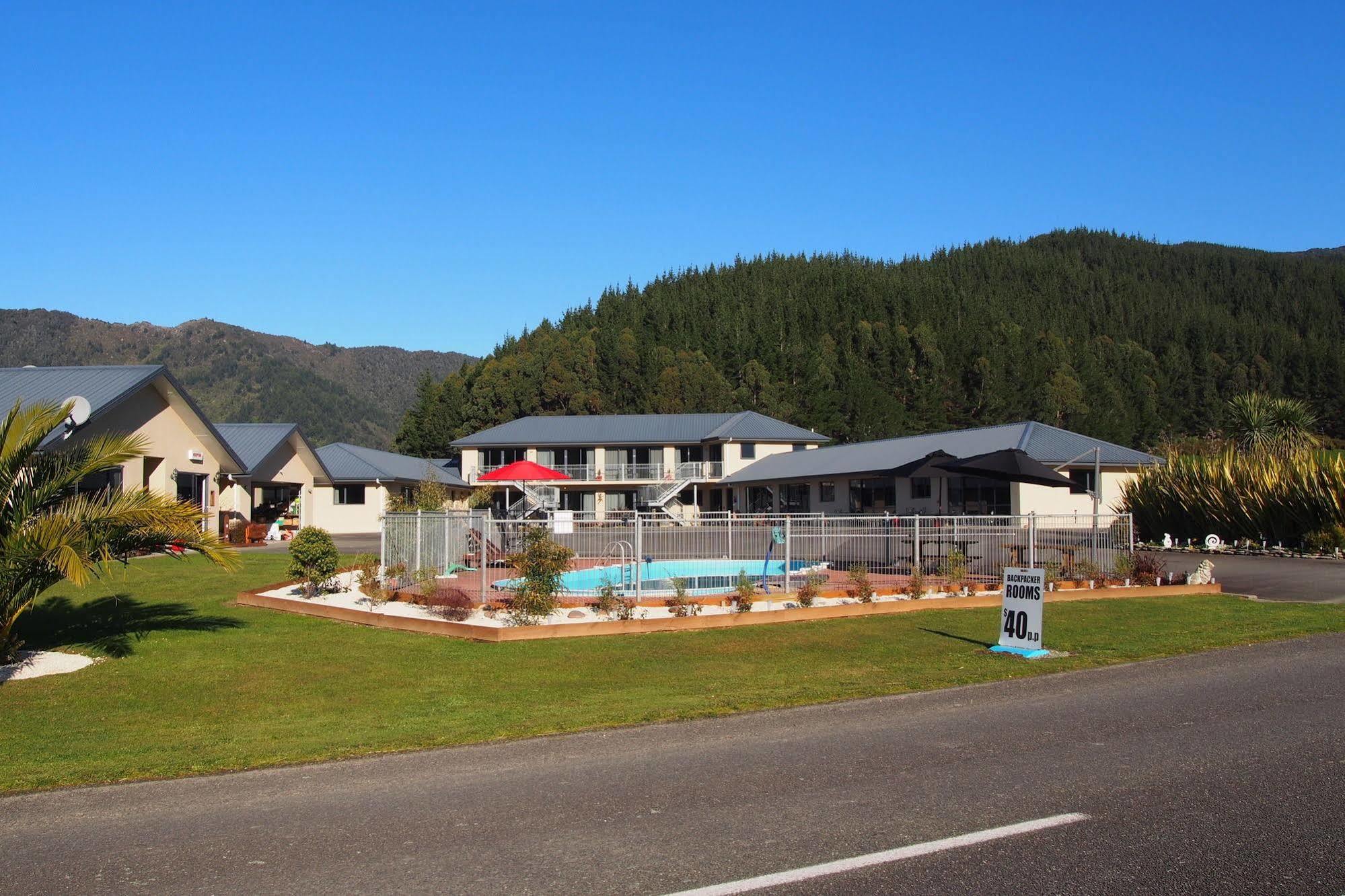 Linkwater Motel&Backpackers Exterior foto